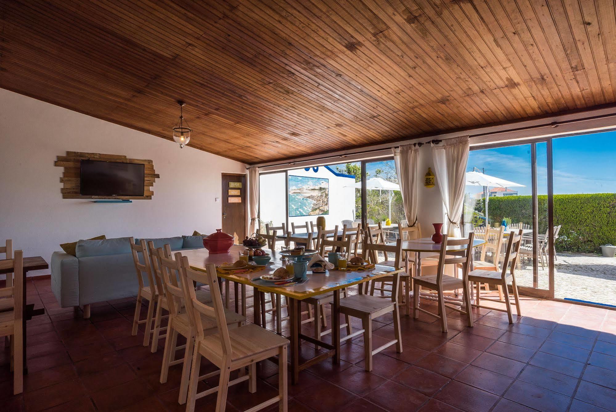 Surf Vilas By Laneez Ericeira Exterior photo